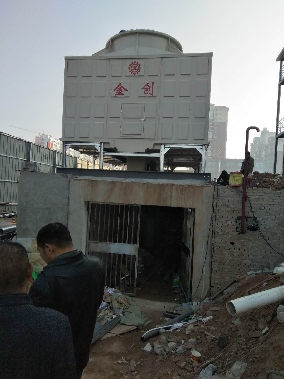 賀信陽平橋區(qū)壹號公館 金創(chuàng)橫流式冷卻塔項(xiàng)目完美竣工